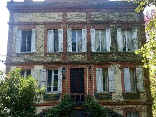 Chateau 13 pièces 423 m²