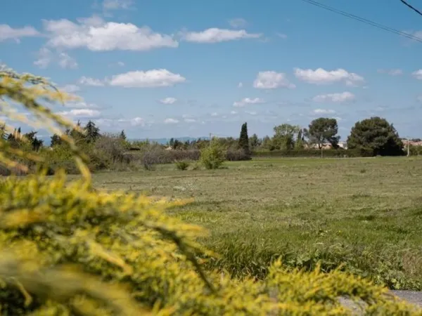 Terrain 569 m²