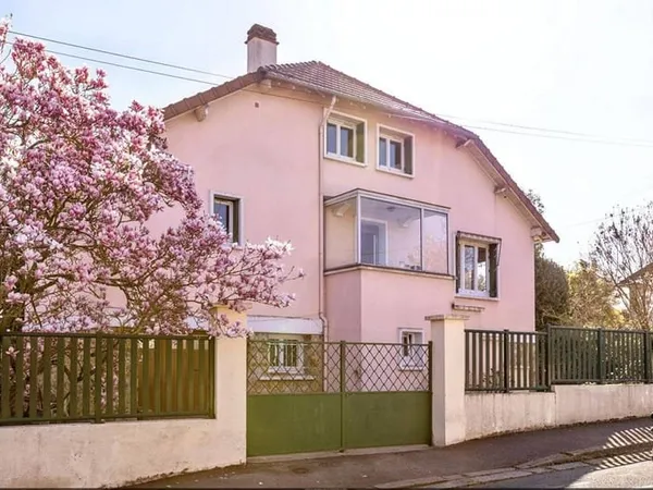 Maison 6 pièces 166 m²