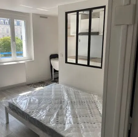 Studio 1 pièce 20 m²