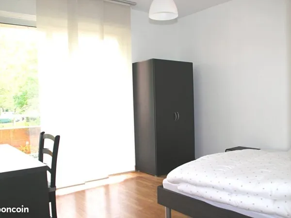 Agréable chambre meublée dans colocation Rangueil