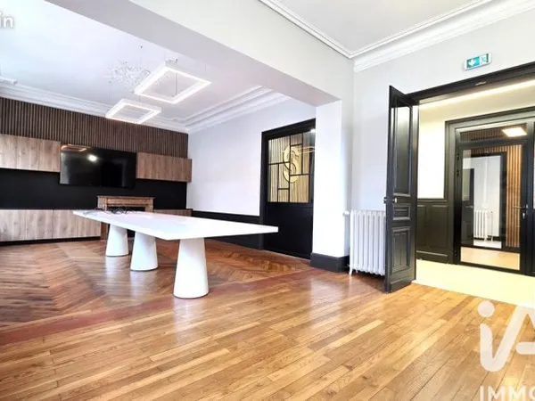 Maison 22 pièces 269 m²