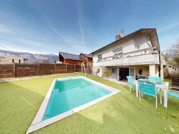 Maison Villard Bonnot 6 pièce(s) 135 m2