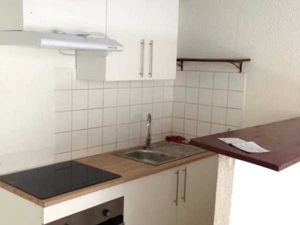 FRICHE BELLE DE MAI, T2 en DUPLEX