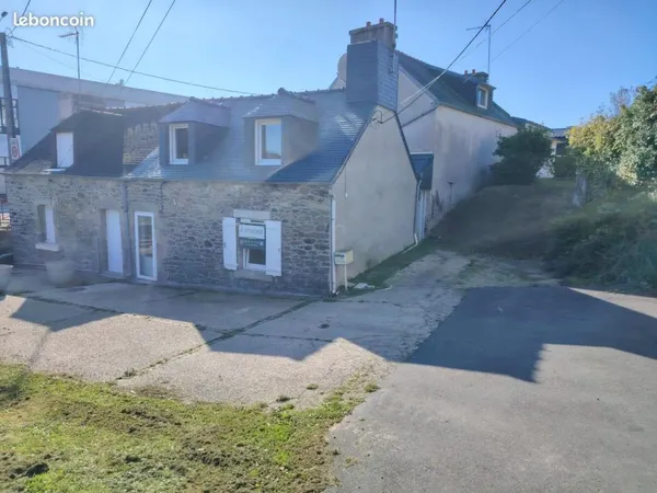 Vente | Maison en pierre | 3p | 2ch | 40 m² | Lesneven | Expo Nord-Est | Jardin