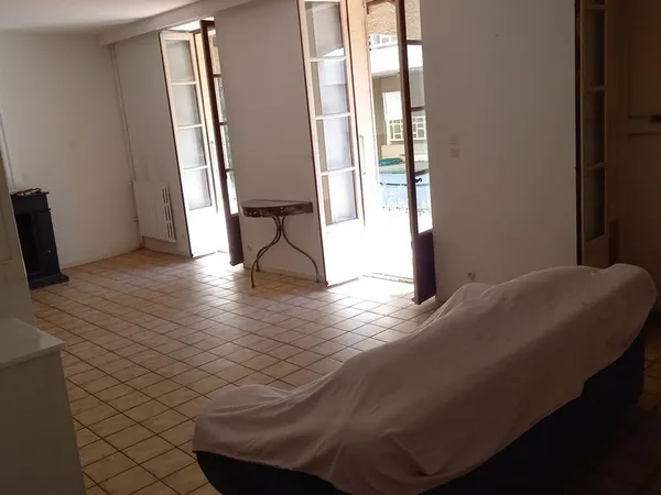 Grande maison indépendante