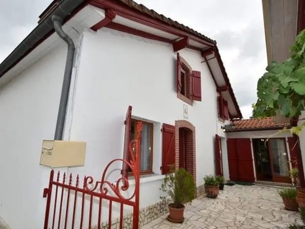 Maison 8 pièces 160 m²