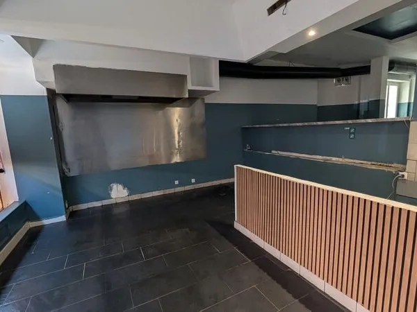 A LOUER - LOCAL COMMERCIAL 80 M² CENTRE VILLE BREST