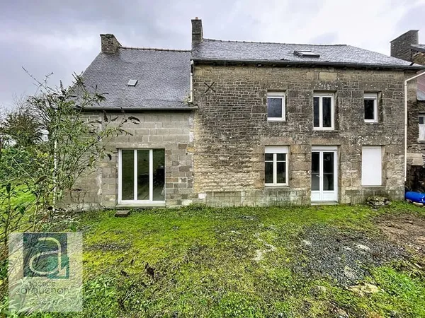 EVRAN - Maison ancienne à finir de rénover beau potentiel environnement calme