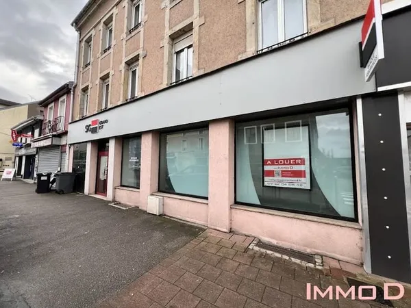 Local 152 m²