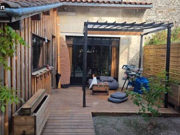 Petite maison avec jardin