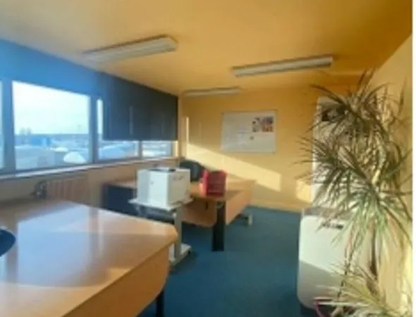 Bureaux 194 m² SOTTEVILLE-LÈS-ROUEN