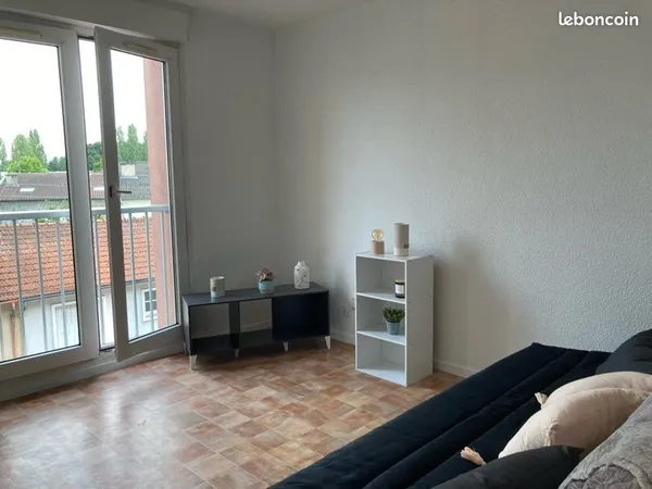 Location studio 22m proche CHU