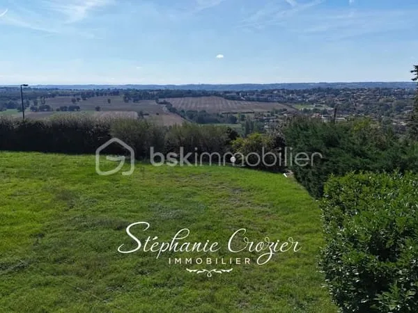 Magnifique terrain constructible de 700 m² avec vue Pyrénées à Lauzerville