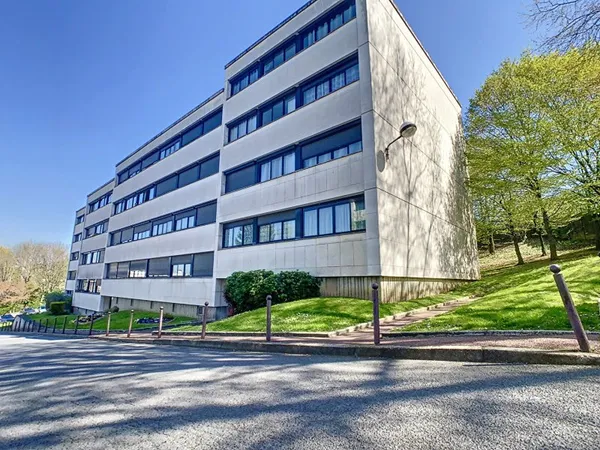 Appartement Franconville 2 pièces 43 m² - Lumineux - Trois caves et place de parking