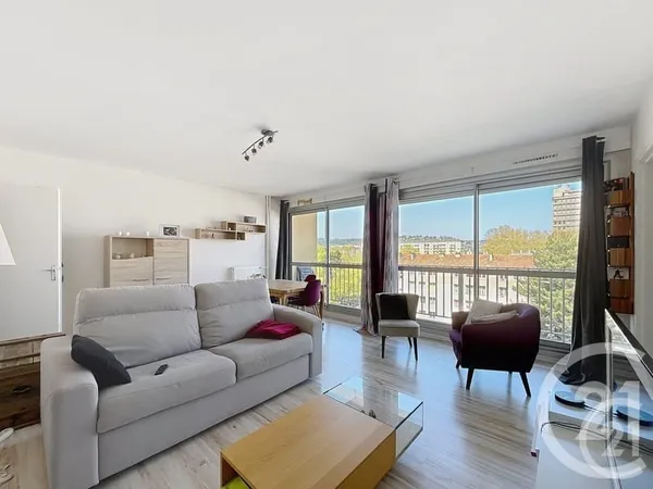 Appartement 4 pièces 80 m²