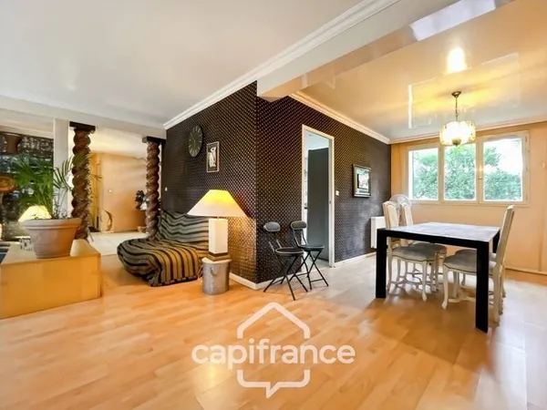 Maison 7 pièces 177 m²