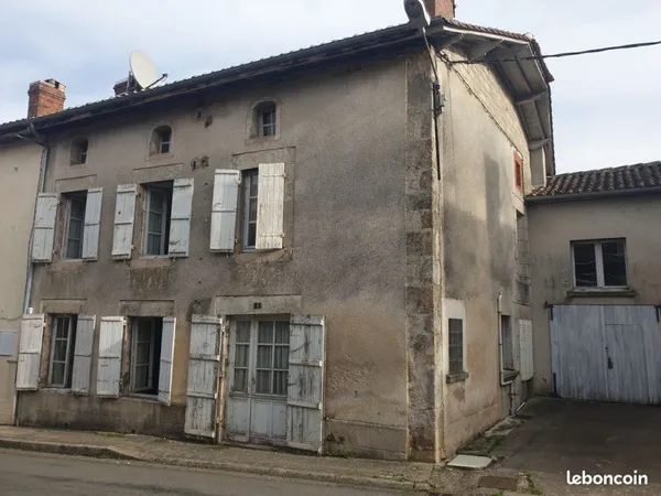 🏡Maison de village 5 chambres - dépendances & jardin