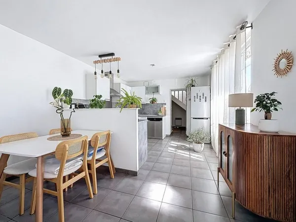 Maison 4 pièces 85 m²