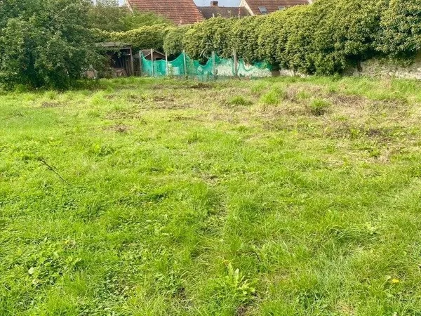 Terrain à vendre FOLLAINVILLE DENNEMONT (78)