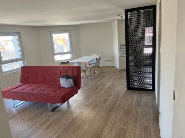 Appartement 1 pièce 57 m²