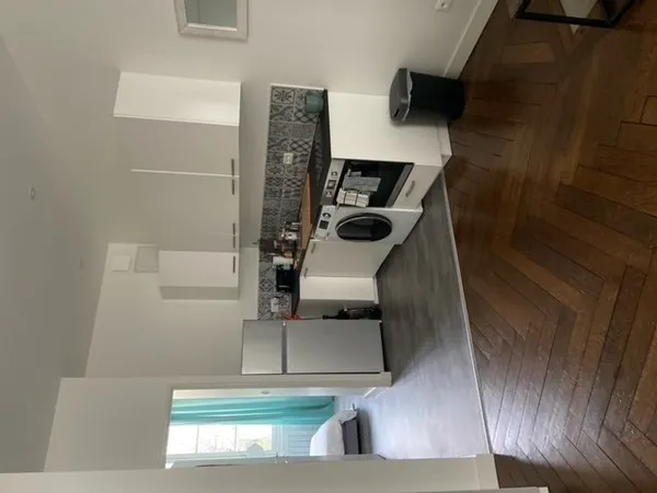 Loue appartement 41m², EDF Inclus - Tassin-la-Demi-Lune - Horloge