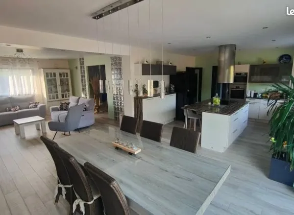 Maison 4 pièces 98 m²