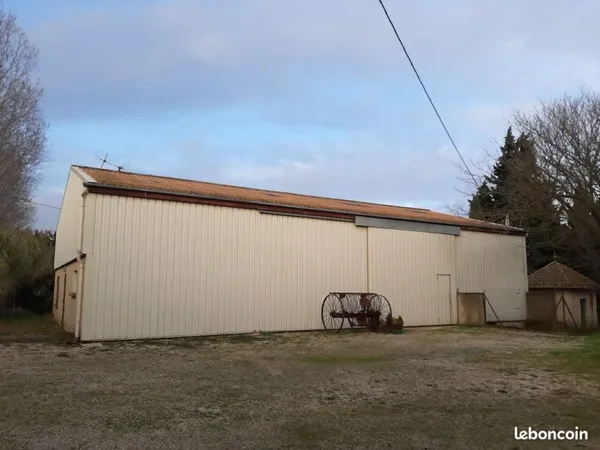 Loc Hangar - 263m2