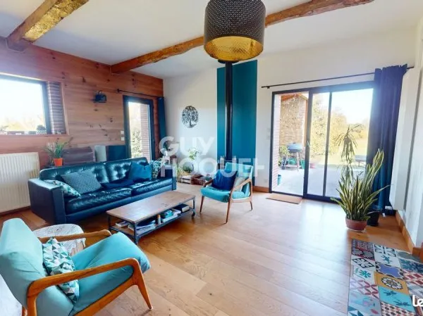 Maison 7 pièces 225 m²