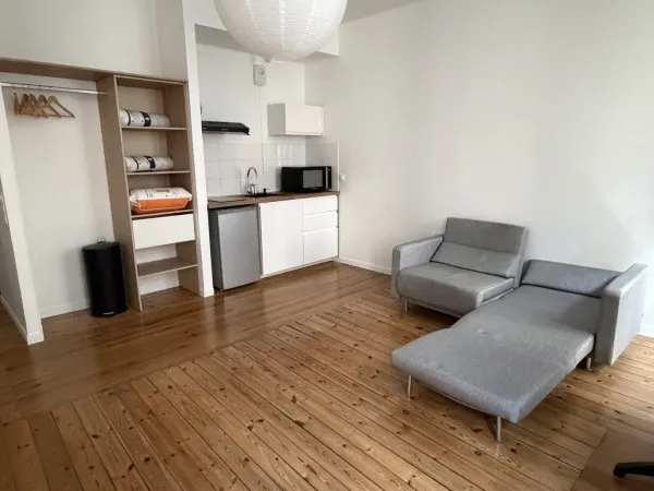 STUDIO MEUBLE PLACE FERNAND LAFARGUE