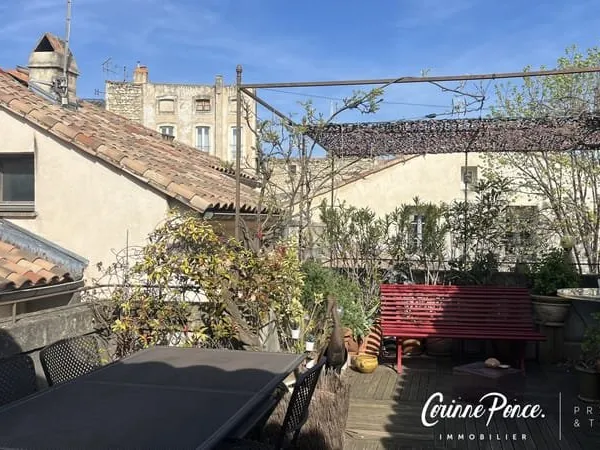 NIMES CENTRE HISTORIQUE APPARTEMENT DUPLEX 145 M2 TERRASSE
