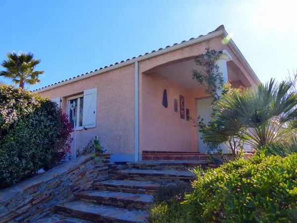 Villa 5 pièces 145 m²