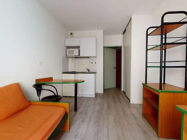 Studio 1 pièce 18 m²