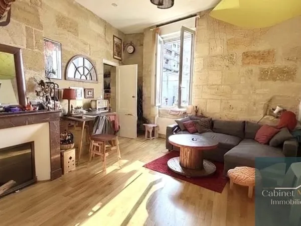 Bordeaux BAstide Pont de Pierre Appartement type 3 de 63m2