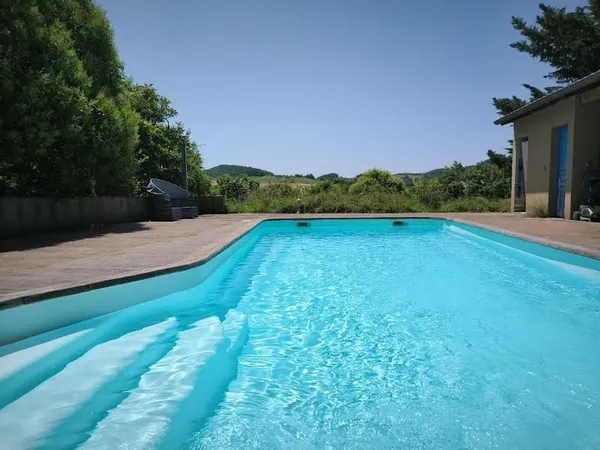 Maison 12 pièces 308 m²