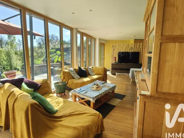 Maison 8 pièces 187 m²