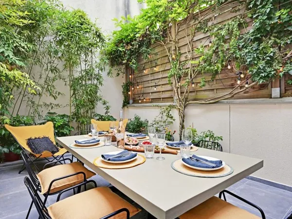 Maison de ville avec Patio- 217m²- 4 niveaux- Paris 20ème/Charonne