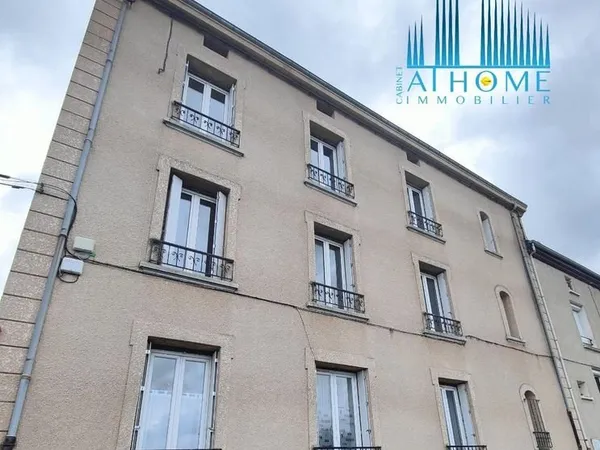 455 m² ST CHAMOND