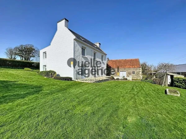 Corps de Ferme authentique et unique à Brest à la maison blanche à 5 min de la mer