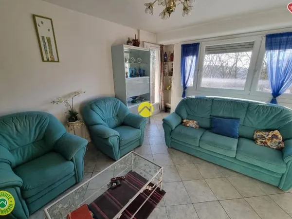 Appartement 80m².2 ch .garage