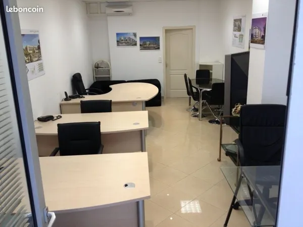 BUREAUX 52 m² CANNES