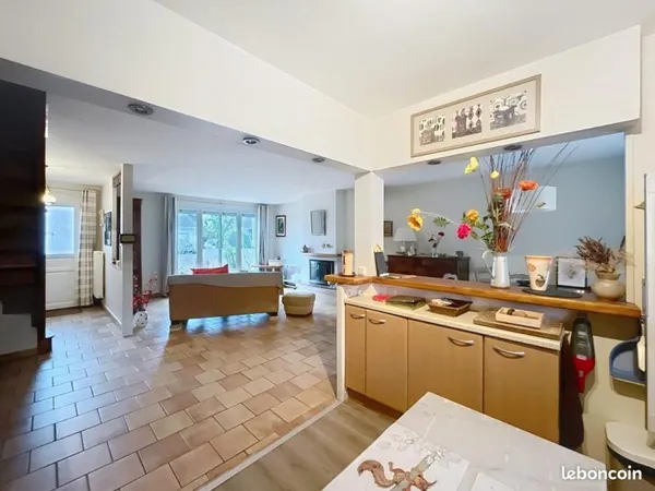 Maison 7 pièces 138 m²