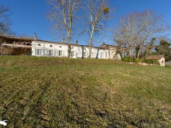 Maison de plain-pied 8 pièces 213 m²