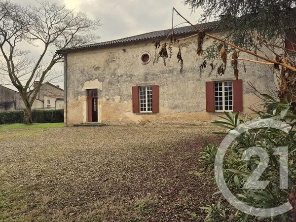 Maison 6 pièces 226 m²