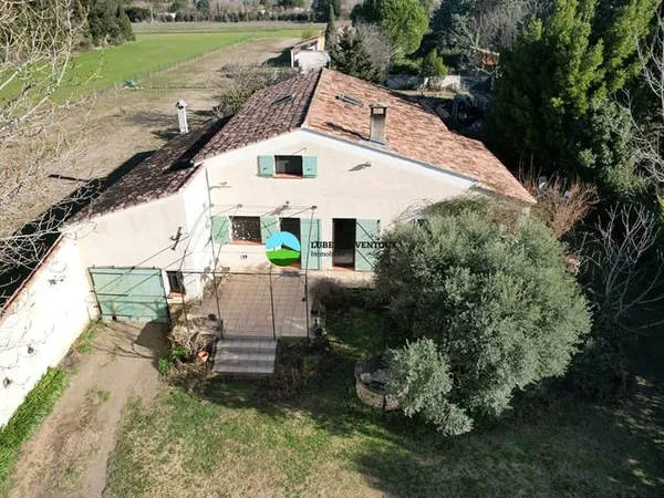 Maison en campagne à Velleron