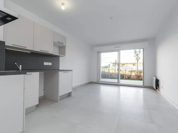 Studio 1 pièce 29 m²