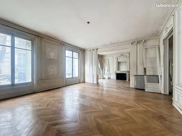 Appartement 7 pièces 265 m²