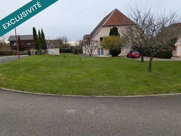 Terrain 600 m²