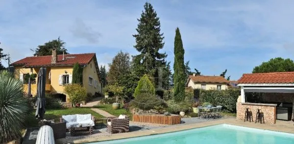 Maison Vente Vaugneray 7p 192m² 699000€