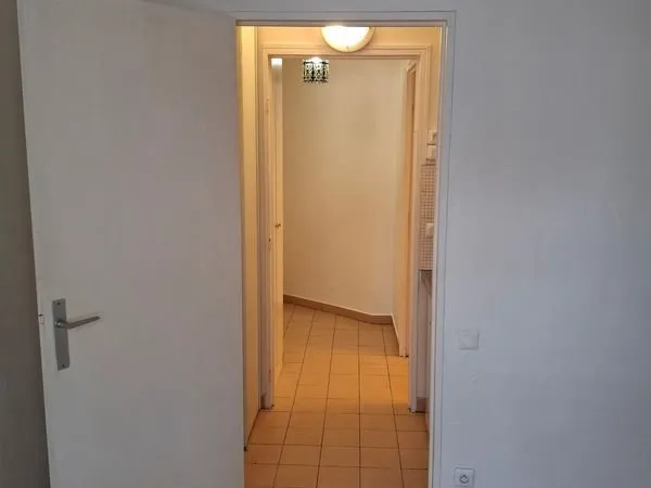 Studio à louer Chatillon